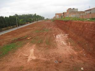 JZ AR-IV / LT02

DESMEMBRAMENTO JD. DAS AZALEAS &ndash; AR-IV / LOTE 02.

LOCALIDADE DO IM&Oacute;VEL: Estrada Luiz Carlos Guerra, n&ordm; 535 &ndash; Bairro do Eden - Sorocaba/SP &ndash; CEP: 18087-160.

O acesso se d&aacute; na altura do n&ordm; 3331 da Av. Victor Andrews (pista sentido Centro), Bairro do Eden &ndash; Sorocaba/SP. A Estrada Luiz Carlos Guerra &eacute; a antiga Estrada da Campininha e este trecho encontra-se asfaltado.

Desmembramento &eacute; pr&oacute;ximo ao Clube de Campo do Sindicato dos Metal&uacute;rgicos de Sorocaba.
O desmembramento da &aacute;rea comercial do loteamento Jardim das Azal&eacute;as encontra-se em &oacute;tima localiza&ccedil;&atilde;o. &nbsp;

Lote com &aacute;rea do lote: 474,25m&sup2; e toda infraestrutura como: Drenagem, guias e sarjetas, pavimenta&ccedil;&atilde;o asf&aacute;ltica, rede de &aacute;gua, rede de esgoto, rede de energia el&eacute;trica e ilumina&ccedil;&atilde;o publica.

Lote pr&oacute;ximo a empresas multinacionais da Zona Industrial de Sorocaba conhecida pelo alto n&iacute;vel de crescimento e desenvolvimento.

LOTE LIBERADO PARA CONSTRU&Ccedil;&Atilde;O.

100% Financiado. Venha conferir!
&nbsp;

Para agendar uma visita entre em contato por e-mail ou no n&uacute;mero:

Telefone: (15) 3321-0791

WhatsApp: (15) 99782-0799

Email: adm@gmfltda.com.br.

Mais info: www.gmfltda.com.br
